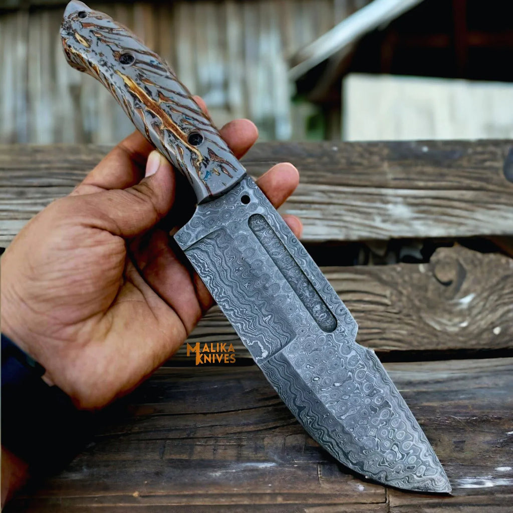 Damascus Bowie Knife with Pine-Cone Handle: A Fusion of Tradition and Modern Craftsmanship - RFE Marketing Ventures