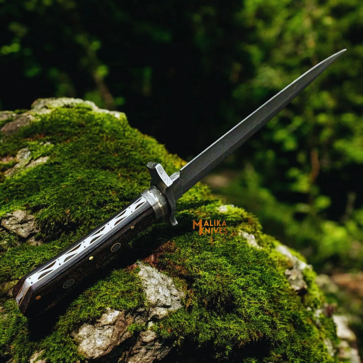 Feather Damascus Bowie Knife: Unleash Craftsmanship with a Unique Blade - RFE Marketing Ventures
