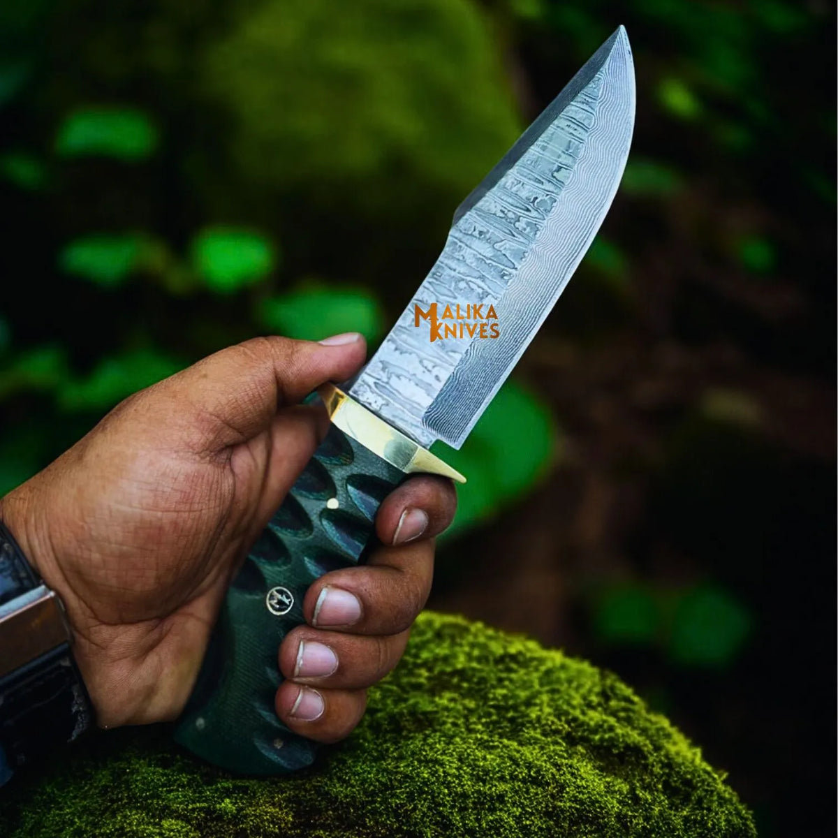 Experience Unmatched Performance with Our Damascus Bowie Hunting Knife - RFE Marketing Ventures