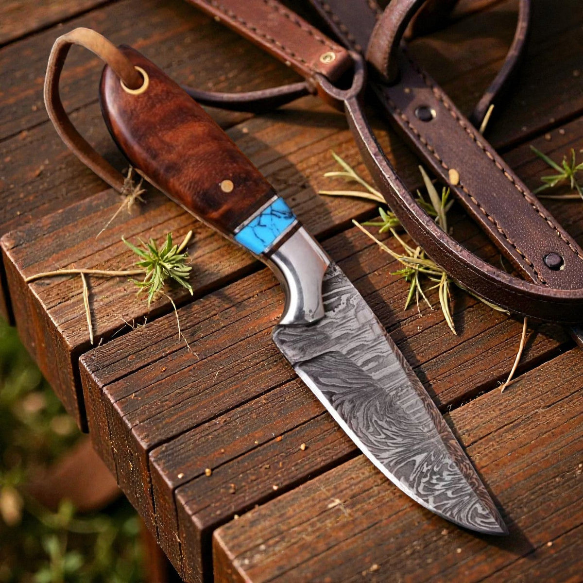 Experience True Craftsmanship with the Damascus Cowboy Hunting Knife - RFE Marketing Ventures