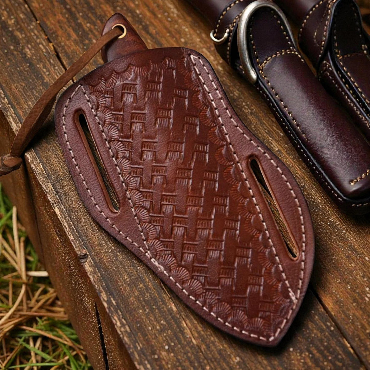 Experience True Craftsmanship with the Damascus Cowboy Hunting Knife - RFE Marketing Ventures