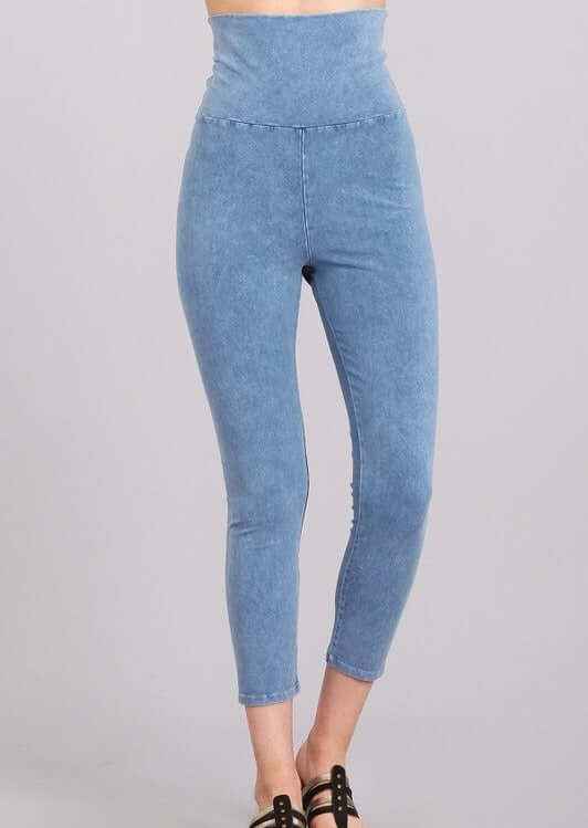 Easy Fit USA Cotton Capri Leggings - High-Quality Comfort Made in USA