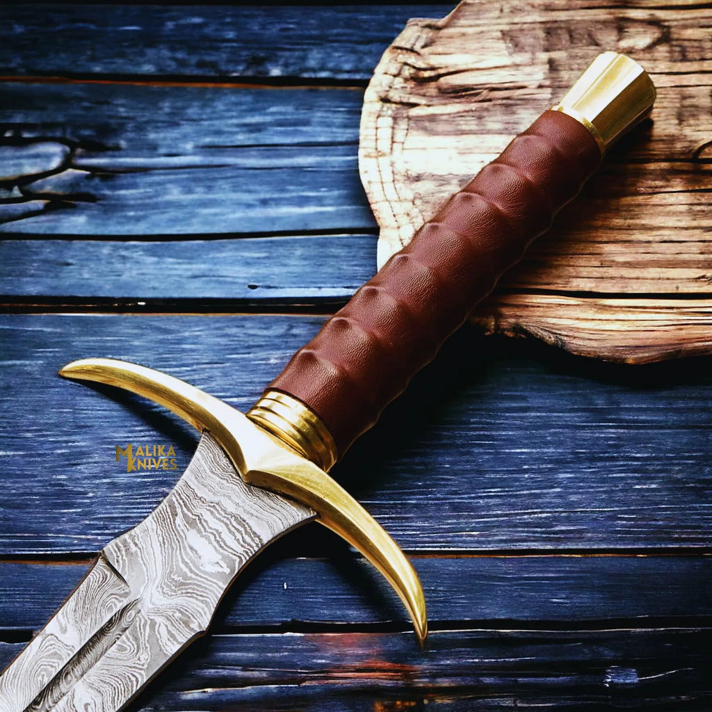 Experience Timeless Elegance with the Damascus Kingslayer Arming Sword - RFE Marketing Ventures