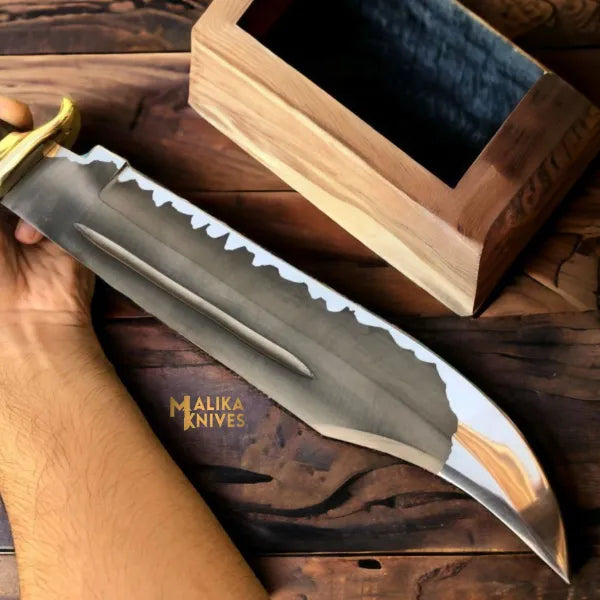 Dundee Style Bowie Knife: Unmatched Craftsmanship with D2 Steel Precision - RFE Marketing Ventures