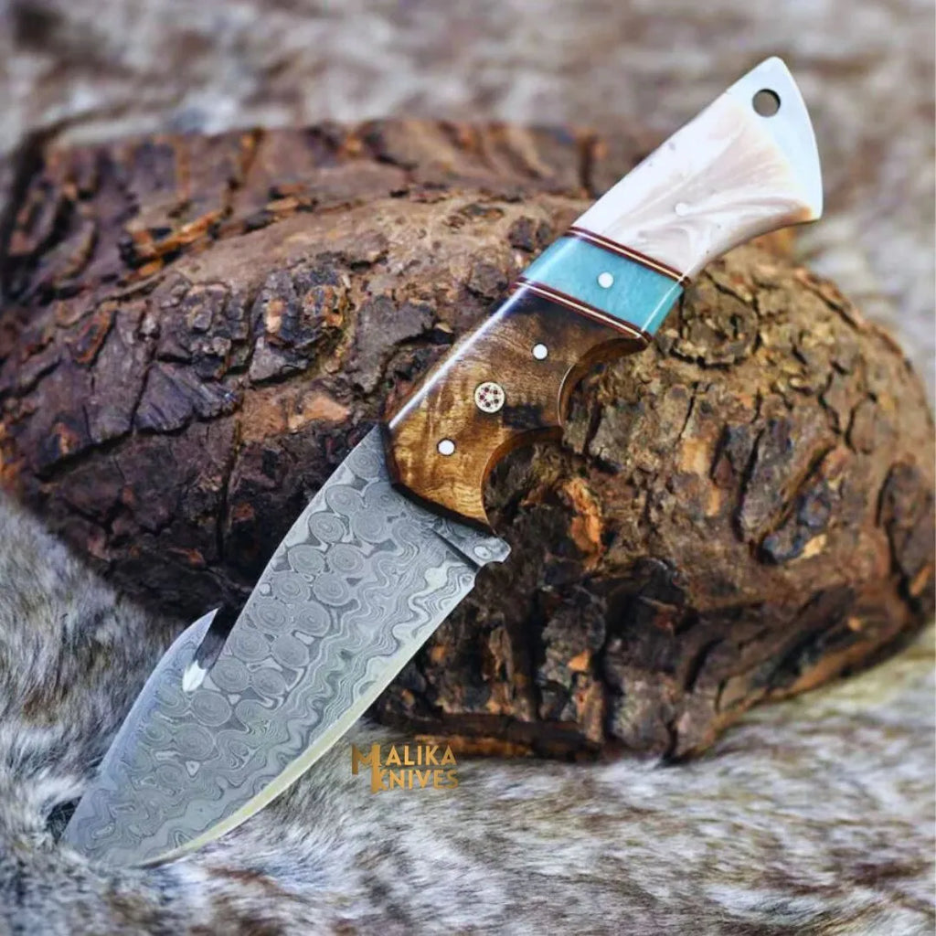 Experience Precision with the Damascus Gut Hook Hunting Knife - RFE Marketing Ventures