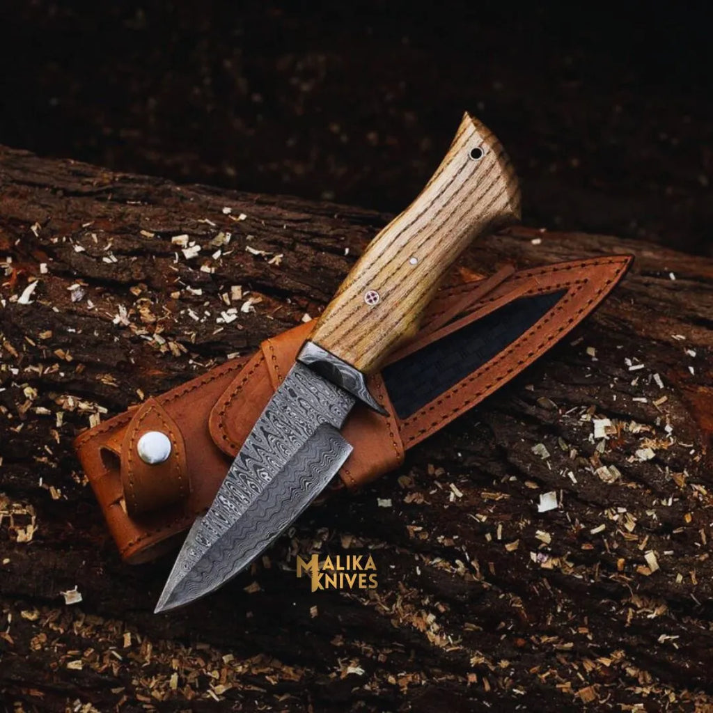 Twist Damascus Hunting Knife with Walnut Handle - RFE Marketing Ventures