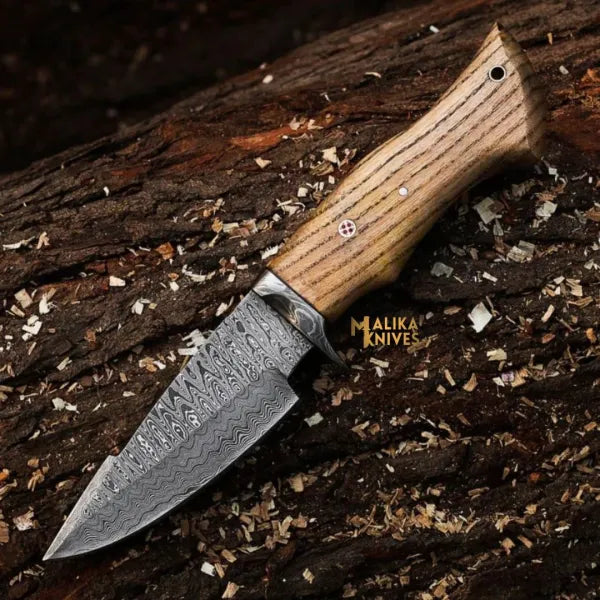 Twist Damascus Hunting Knife with Walnut Handle - RFE Marketing Ventures