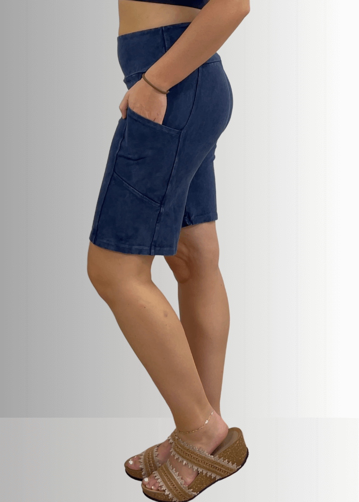 Perfect Fit Hybrid Cotton Shorts in Dark Moss Green