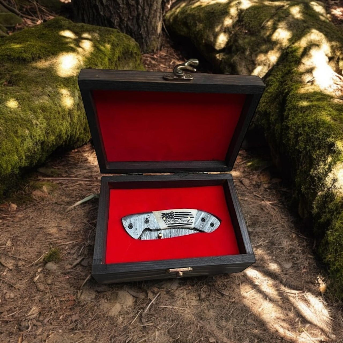 Experience Freedom with the Patriotic Damascus Folding Knife – Camel Bone Handle Edition - RFE Marketing Ventures