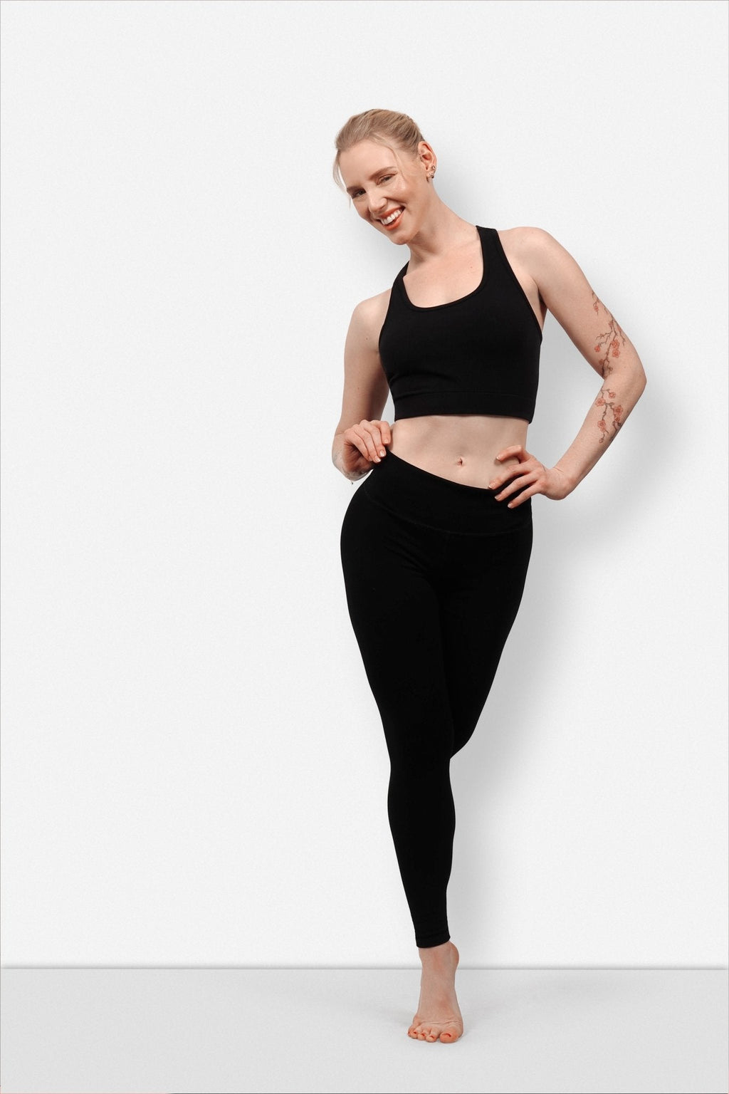 Aspen Leggings - Comfort and Style for Every Active Lifestyle - RFE Marketing Ventures