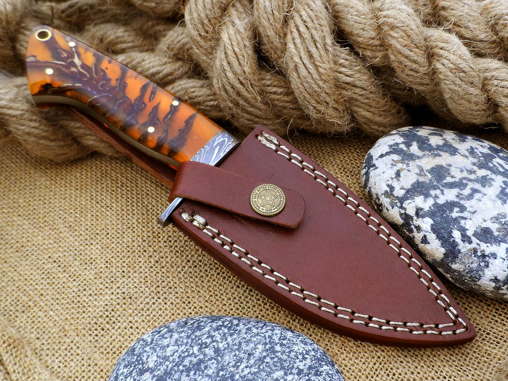 Best Deer Skinning Knife - Handcrafted Feather Damascus with Pinecone Handle - RFE Marketing Ventures