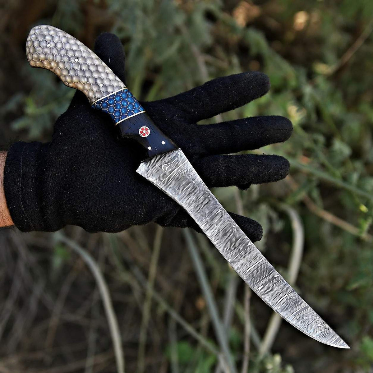 Handcrafted Damascus Fillet Knife – Precision and Elegance in Every Slice - RFE Marketing Ventures