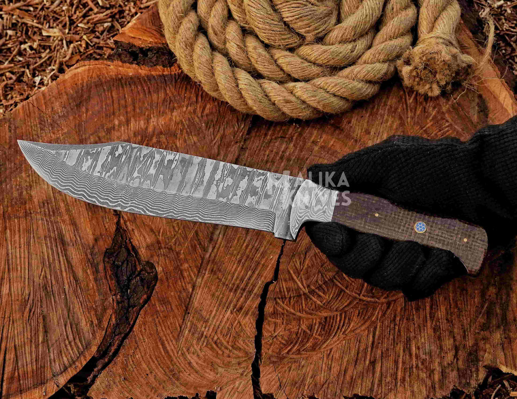 Reliable Stainless Damascus Hunting Knife for Precision and Performance - RFE Marketing Ventures