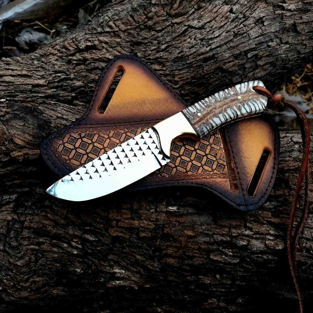 Handmade Cowboy Knife: Rasp Steel 8" Skinner with Unique Pine Cone Handle - RFE Marketing Ventures